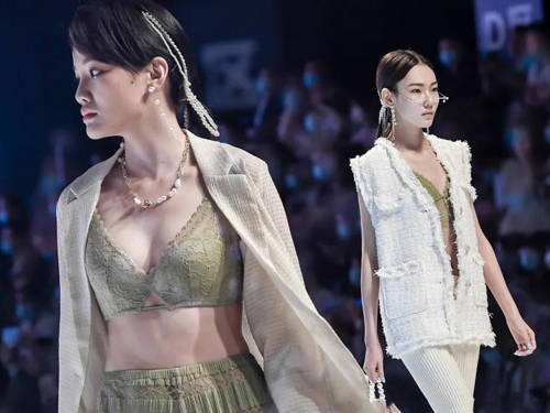 clothing-manufacturers-design-show